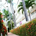 Hotel Sands